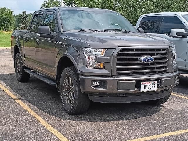 2015 Ford F-150 XLT — photo 1 of 26