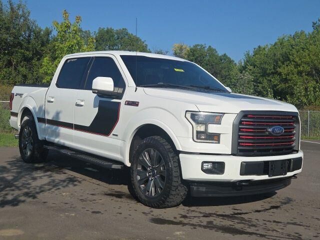 2017 Ford F-150 Lariat — photo 1 of 13