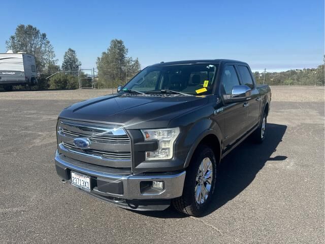 2015 Ford F-150 Lariat — photo 1 of 12