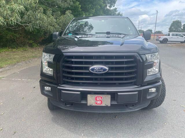 2015 Ford F-150 XLT — photo 1 of 9