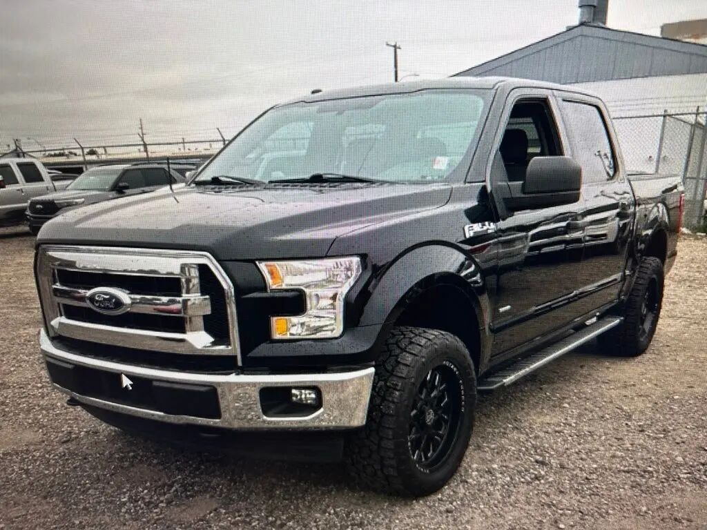 2017 Ford F-150 XLT — photo 1 of 16