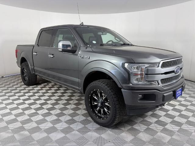 2018 Ford F-150 Platinum — photo 1 of 26