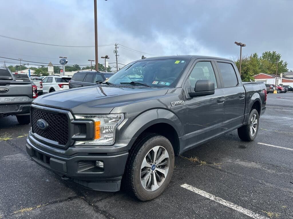 2020 Ford F-150 XL — photo 1 of 3