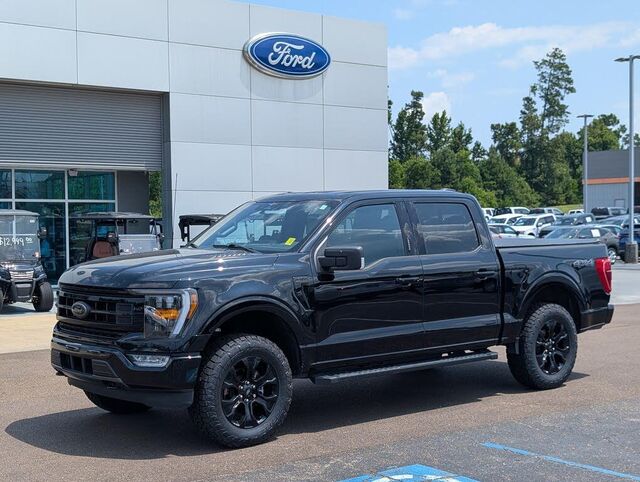 2023 Ford F-150 XLT — photo 1 of 2