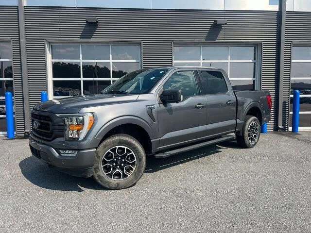 2021 Ford F-150 XLT — photo 1 of 10