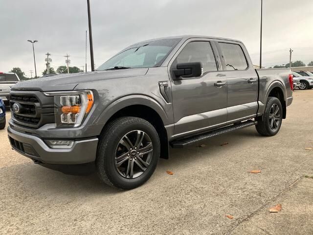 2022 Ford F-150 XLT — photo 1 of 12