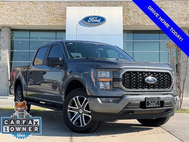 2023 Ford F-150 XL — photo 1 of 26