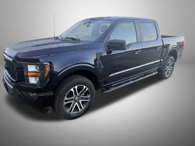 2023 Ford F-150 XL — photo 1 of 33