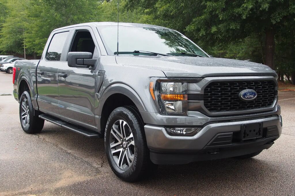 2023 Ford F-150 XL — photo 1 of 13