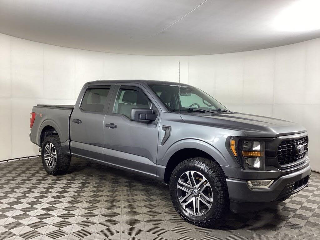 2023 Ford F-150 XL — photo 1 of 15