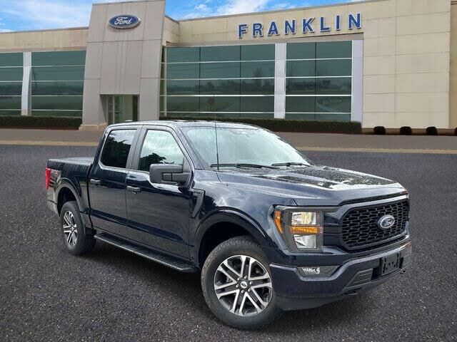 2023 Ford F-150 XL — photo 1 of 2
