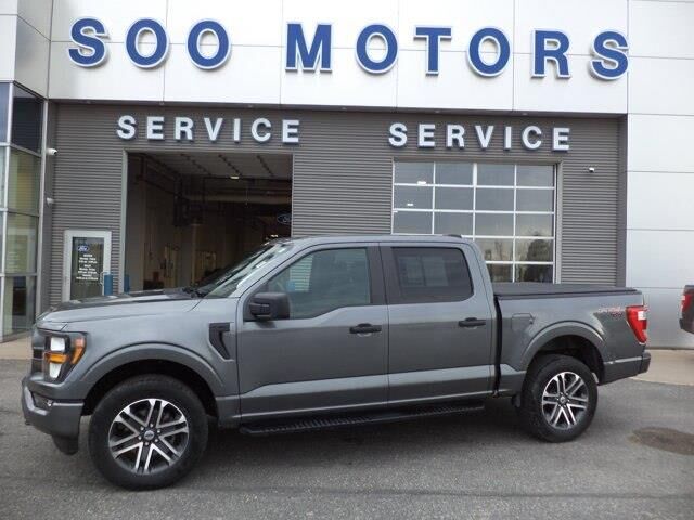 2023 Ford F-150 XL — photo 1 of 12