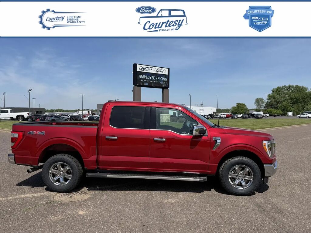 2023 Ford F-150 Lariat — photo 1 of 17