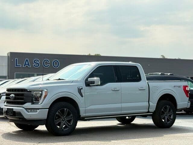 2023 Ford F-150 Lariat — photo 1 of 14