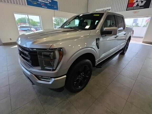 2023 Ford F-150 Lariat — photo 1 of 26