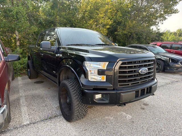 2016 Ford F-150 XLT — photo 1 of 11