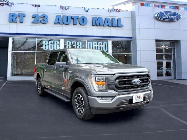 2022 Ford F-150 XLT — photo 1 of 13