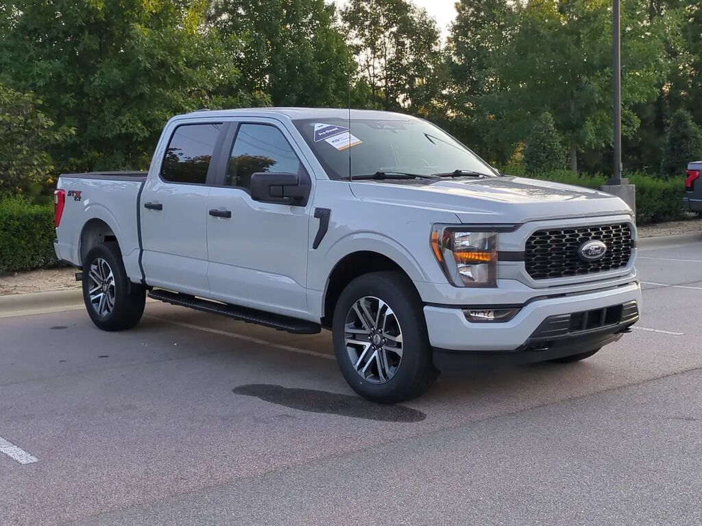 2023 Ford F-150 XL — photo 1 of 13