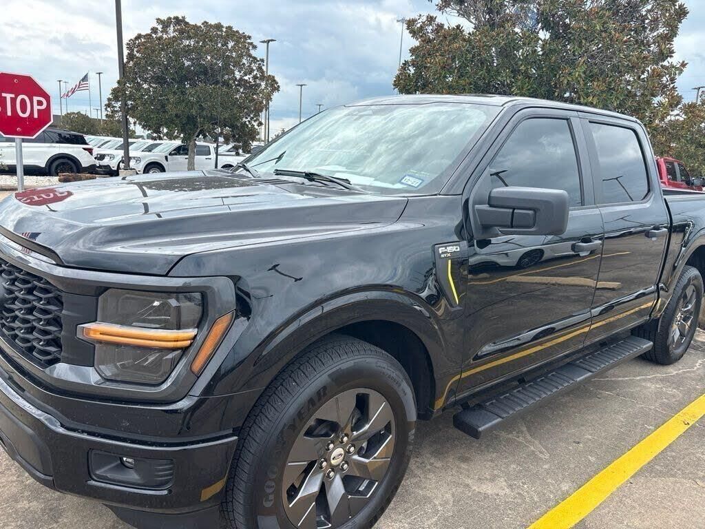 2025 Ford F-150 STX — photo 1 of 2