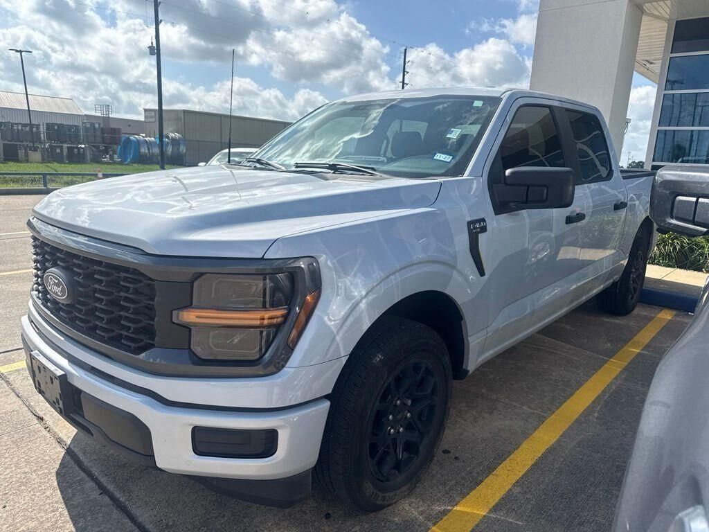 2025 Ford F-150 STX — photo 1 of 4