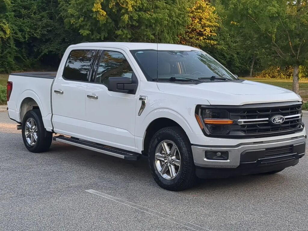 2025 Ford F-150 XLT — photo 1 of 13