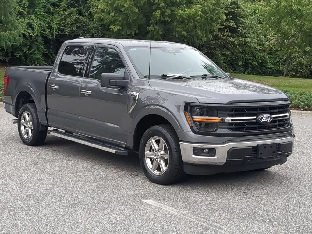 2025 Ford F-150 XLT — photo 1 of 13