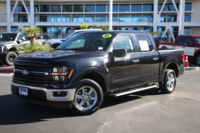2025 Ford F-150 XLT — photo 1 of 33