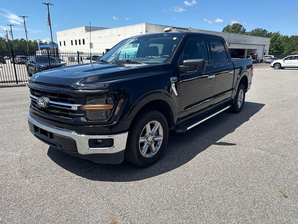 2025 Ford F-150 XLT — photo 1 of 39