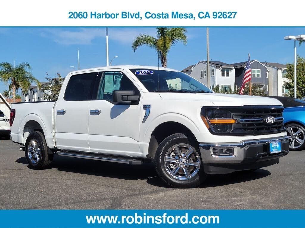 2025 Ford F-150 XLT — photo 1 of 1