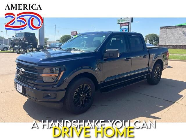 2025 Ford F-150 XLT — photo 1 of 13