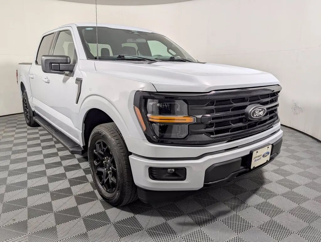 2025 Ford F-150 XLT — photo 1 of 13
