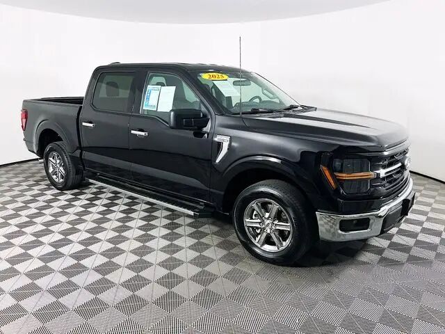 2025 Ford F-150 XLT — photo 1 of 13