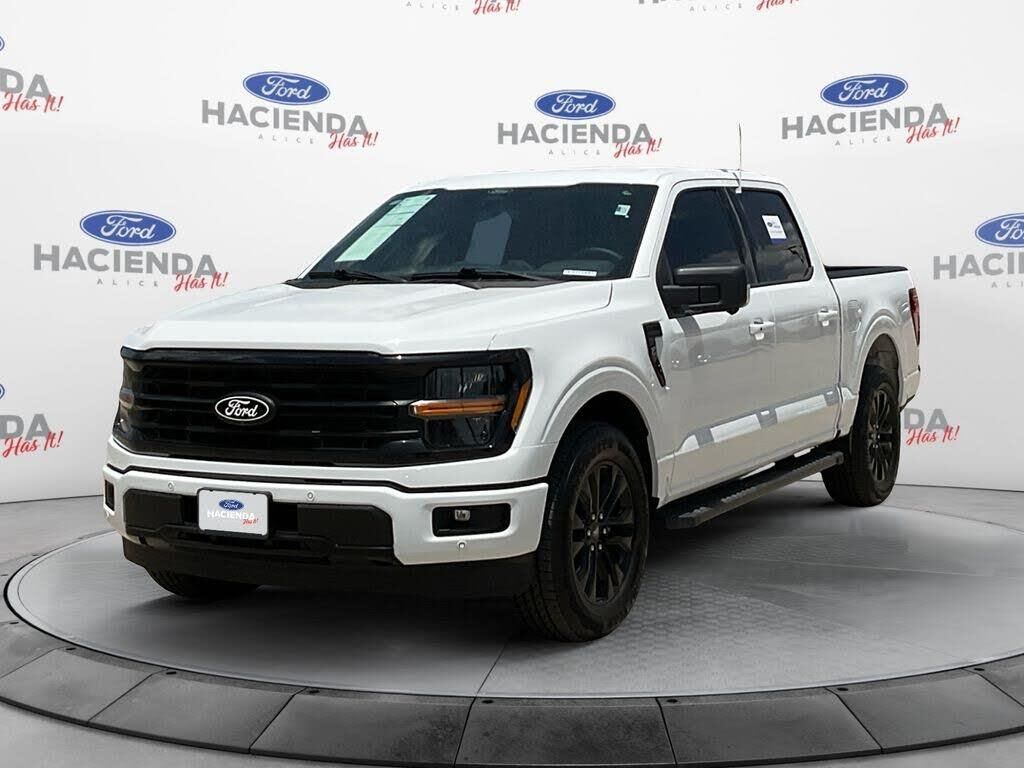 2025 Ford F-150 XLT — photo 1 of 1
