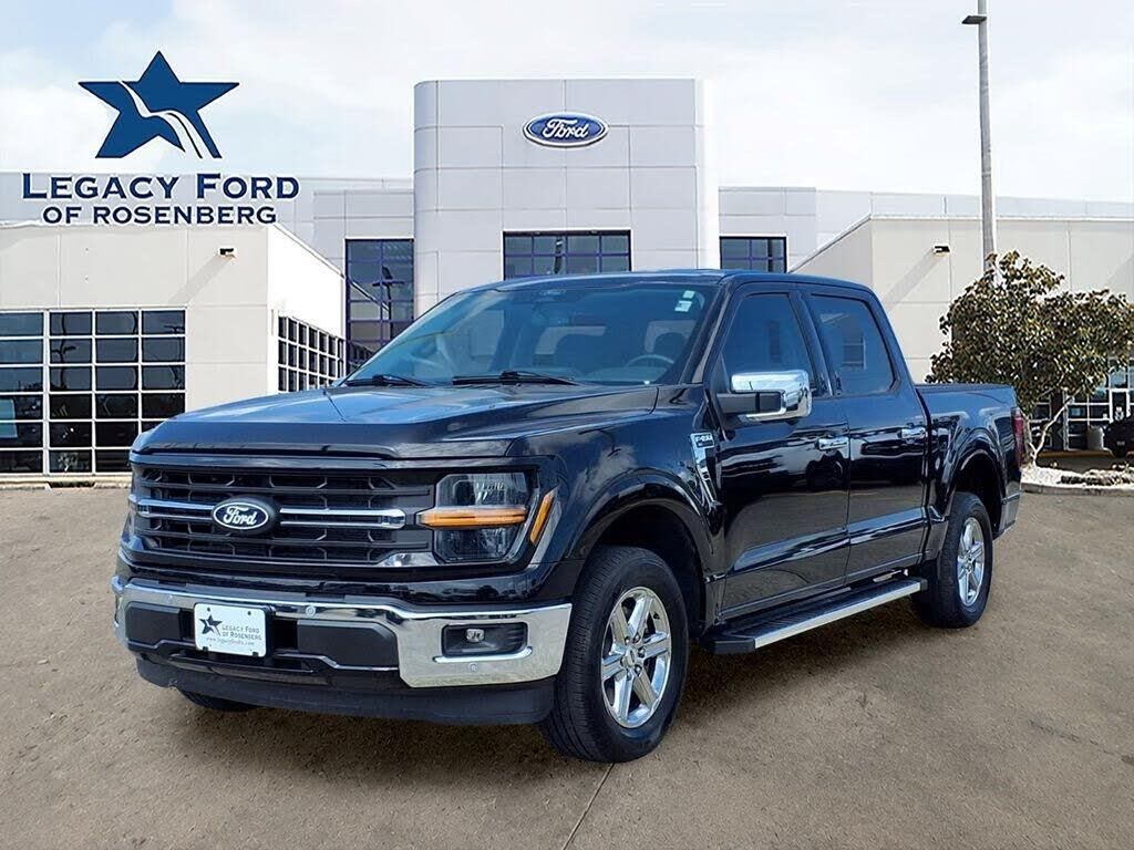 2025 Ford F-150 XLT — photo 1 of 3