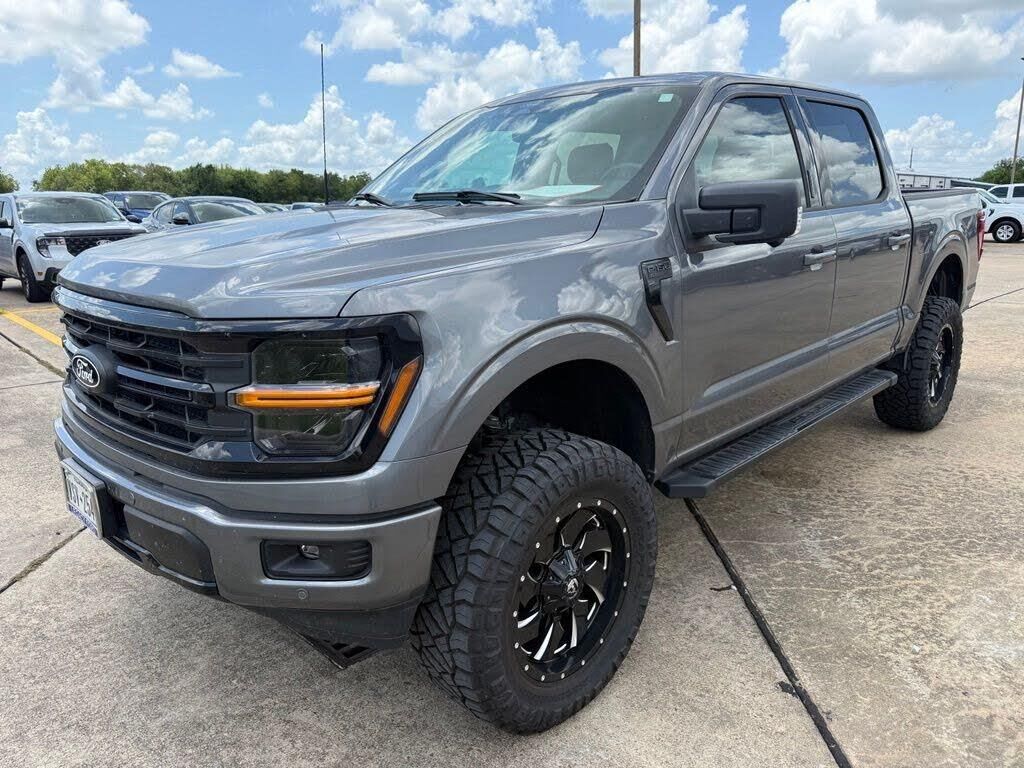2024 Ford F-150 XLT — photo 1 of 6