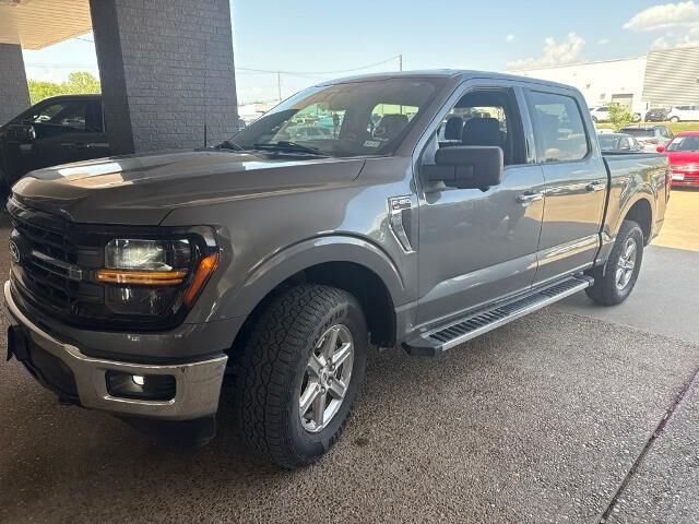 2024 Ford F-150 XLT — photo 1 of 26