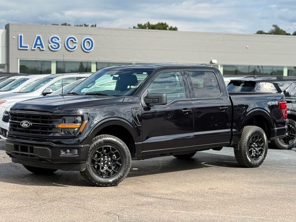 2025 Ford F-150 XLT — photo 1 of 1