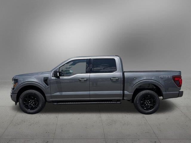 2024 Ford F-150 XLT — photo 1 of 12