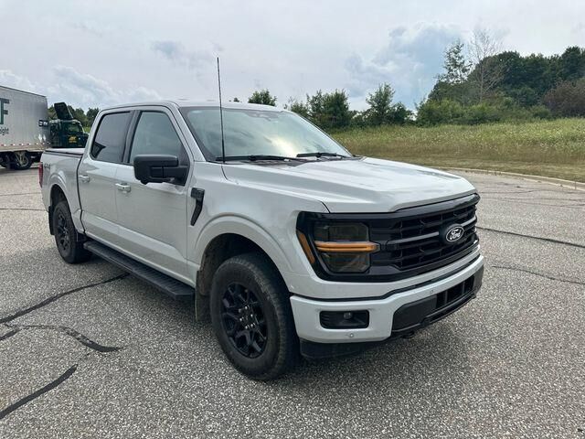 2024 Ford F-150 XLT — photo 1 of 26