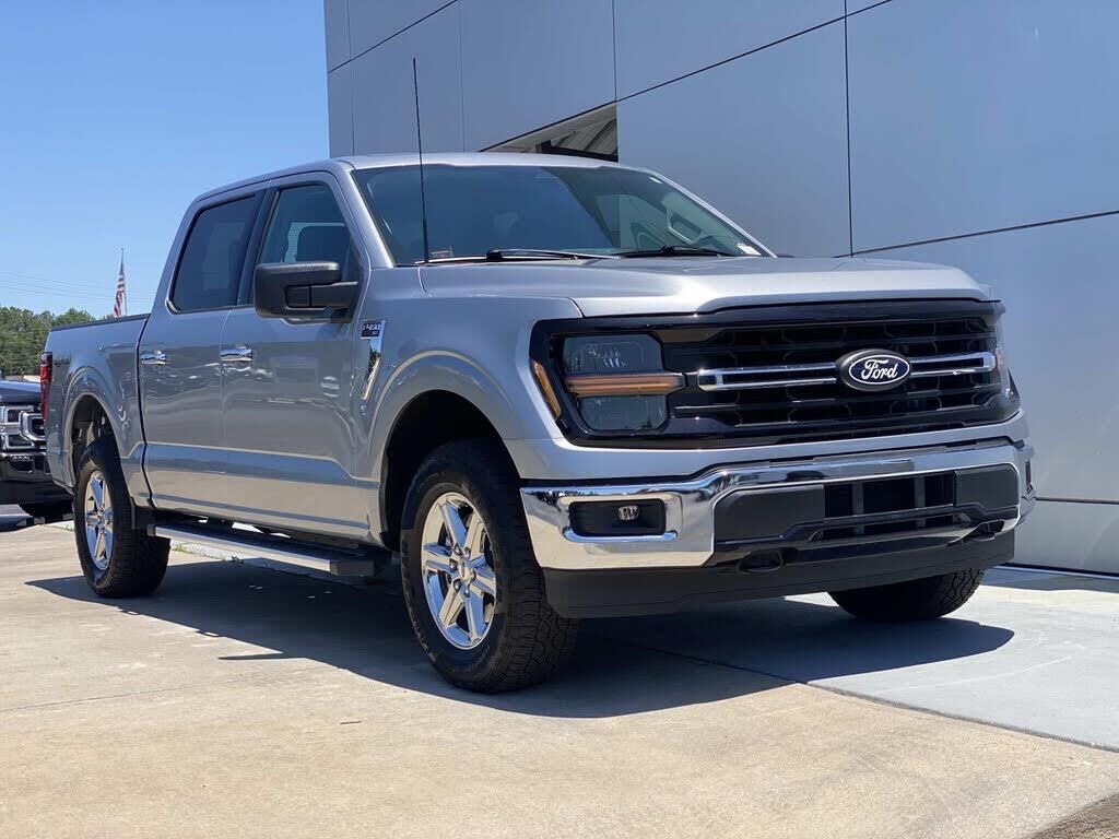 2025 Ford F-150 XLT — photo 1 of 1