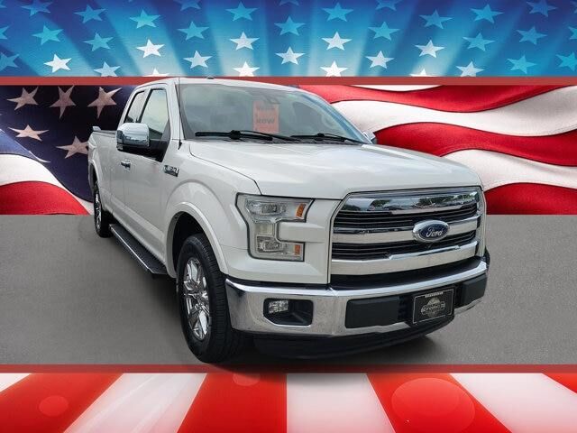 2015 Ford F-150 Lariat — photo 1 of 26