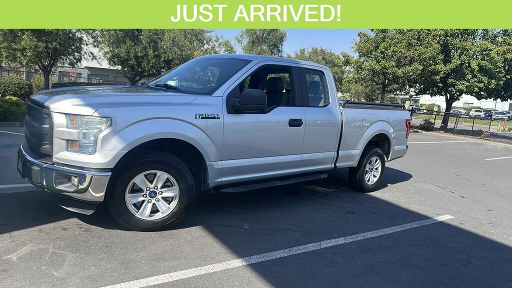 2015 Ford F-150 XL — photo 1 of 2