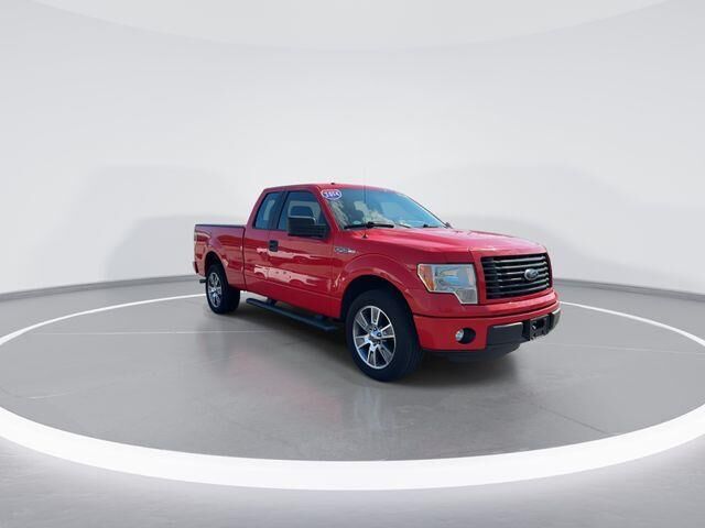 2014 Ford F-150 STX — photo 1 of 13