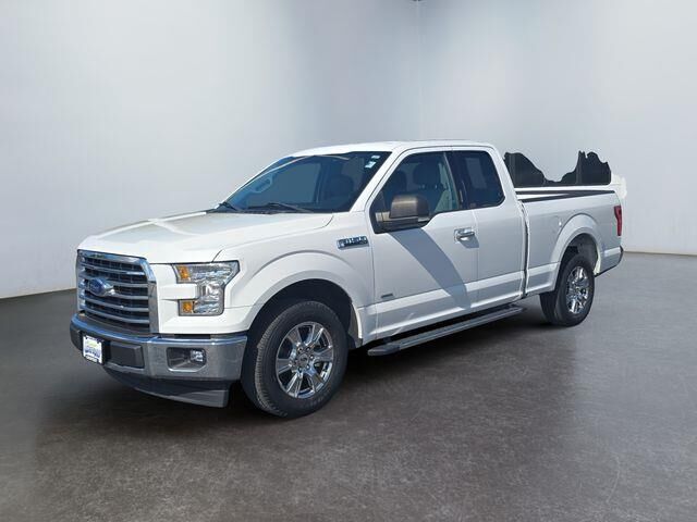 2017 Ford F-150 XLT — photo 1 of 26