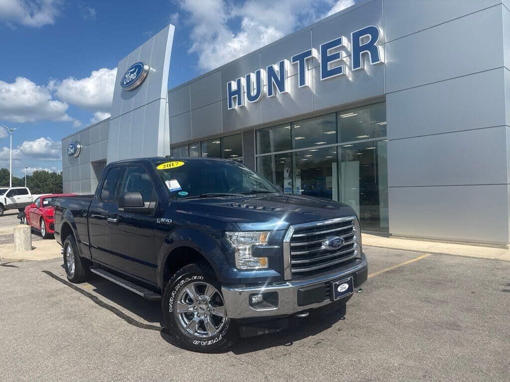 2017 Ford F-150 XLT — photo 1 of 1
