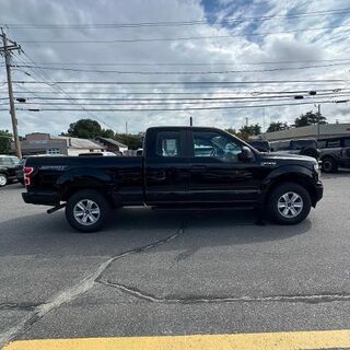 2018 Ford F-150 Lariat — photo 1 of 13