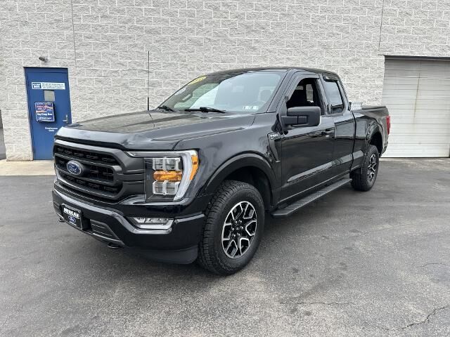 2023 Ford F-150 XLT — photo 1 of 13