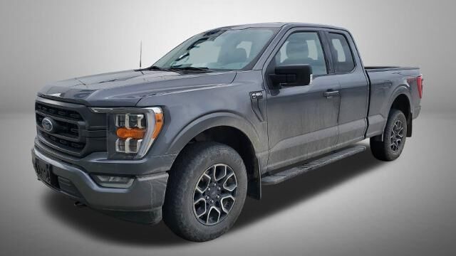 2022 Ford F-150 XLT — photo 1 of 8