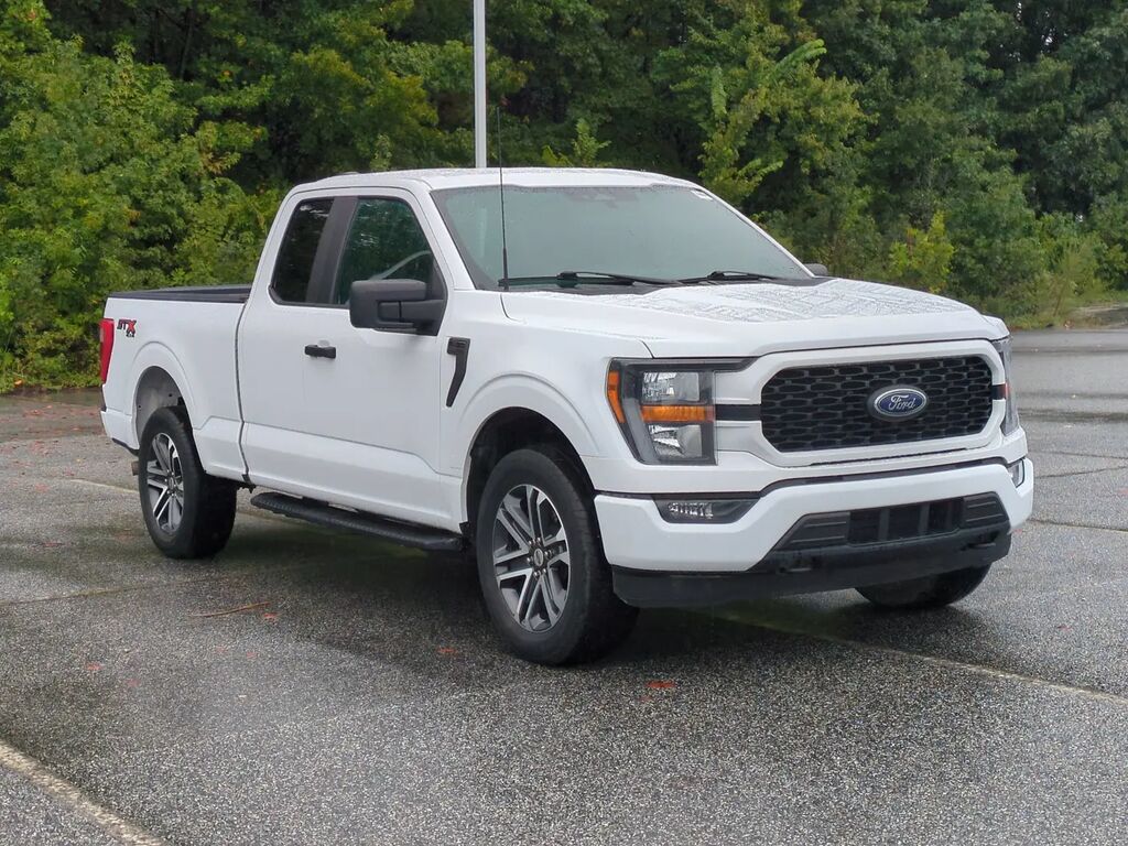 2023 Ford F-150 XL — photo 1 of 13