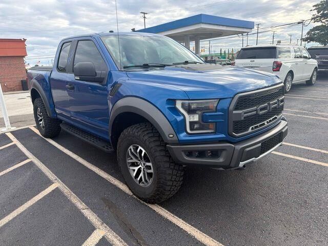 2018 Ford F-150 Raptor — photo 1 of 22